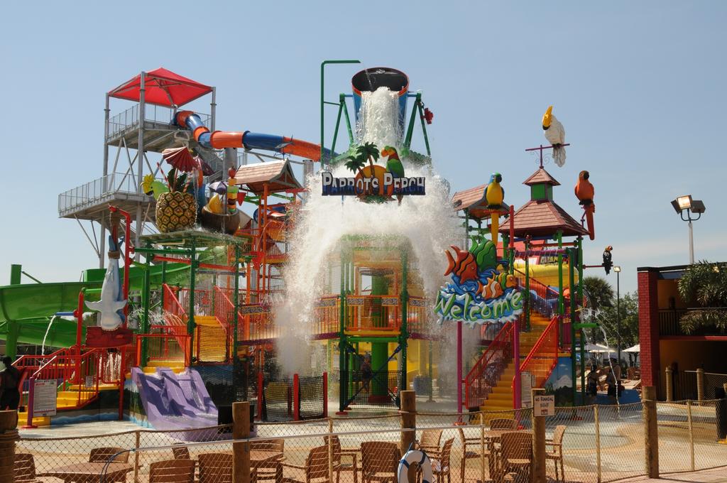 Coco Key Hotel & Water Park Resort - thumb 0