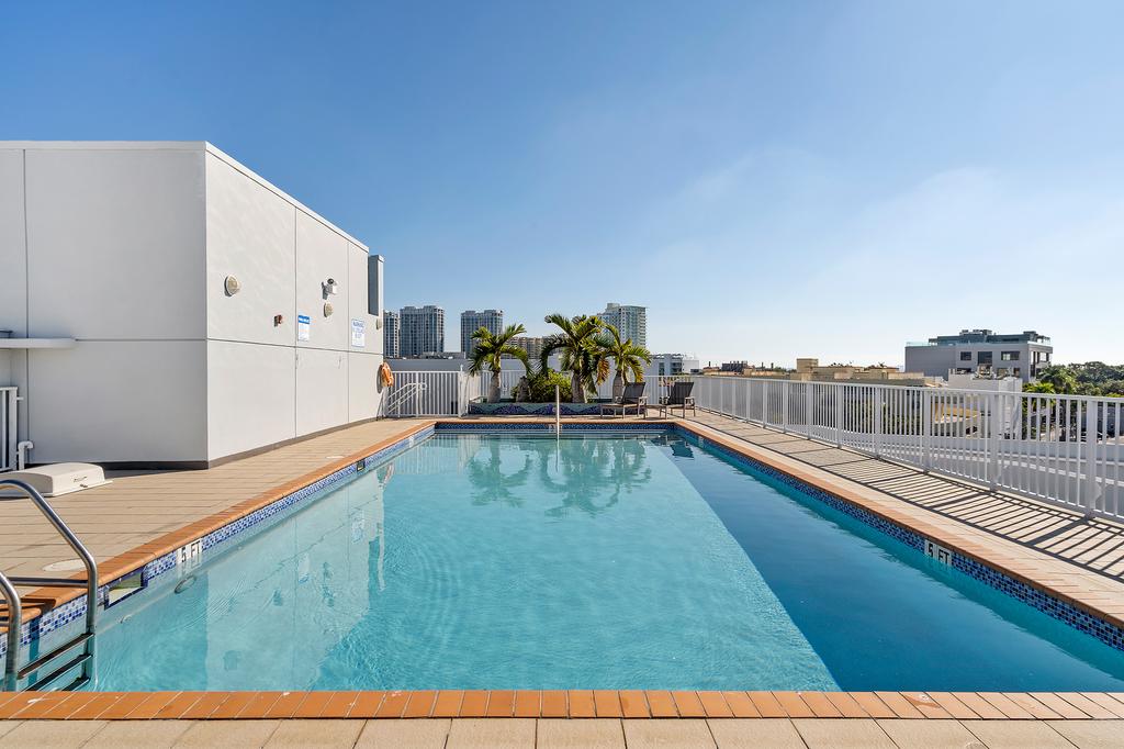 CocoStyle Loft Apartment*FREE Parking - thumb 1