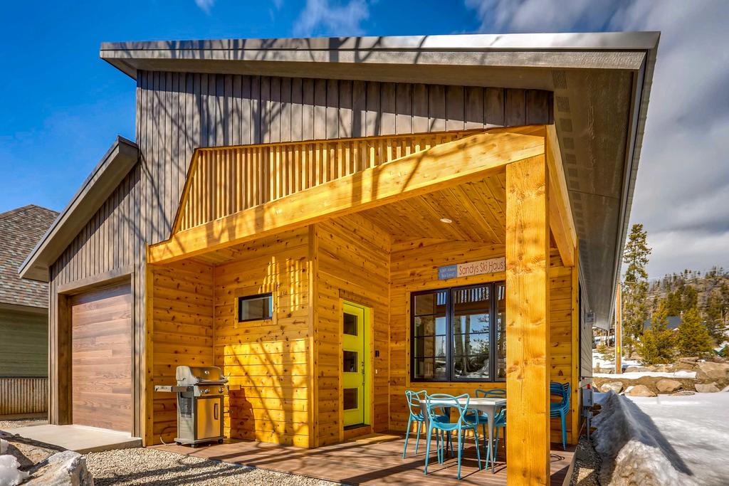 Contempo Cabin 1 Block From Historic Town Center - thumb 0