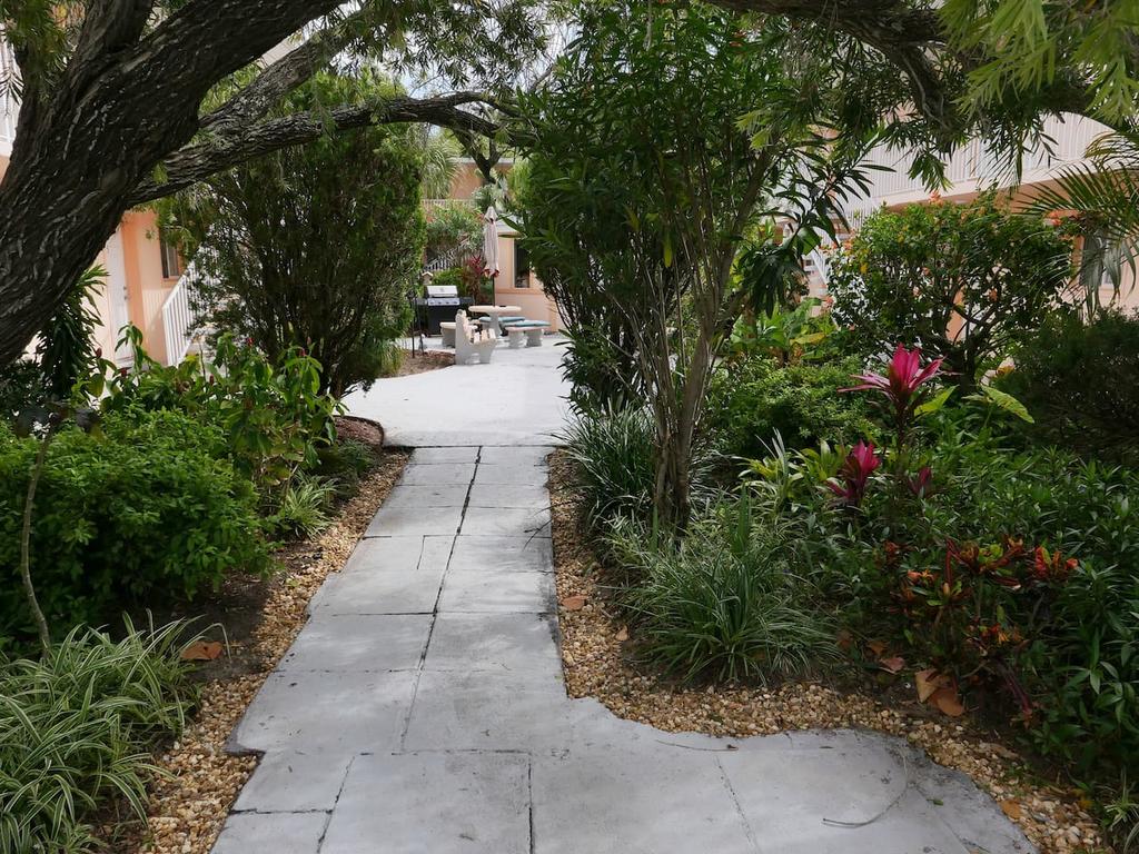 Cozy Beach Getaway - thumb 3