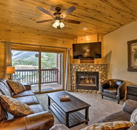 Cozy Condo with Mtn Views and Deck - Walk to Grand Lake! - Orlando Tourists