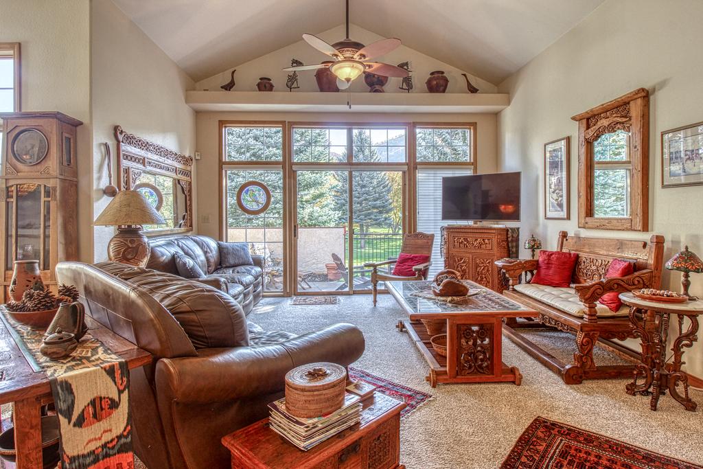 Crazy Horse Retreat - thumb 1