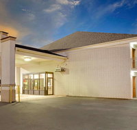 Days Inn by Wyndham Morrilton - Orlando Tourists