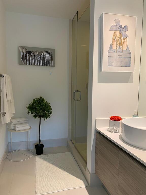 Deluxe Residences Midtown - thumb 3