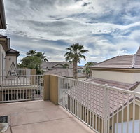 Desert Condo with Pool about 3 Miles to Colorado River! - Orlando Tourists