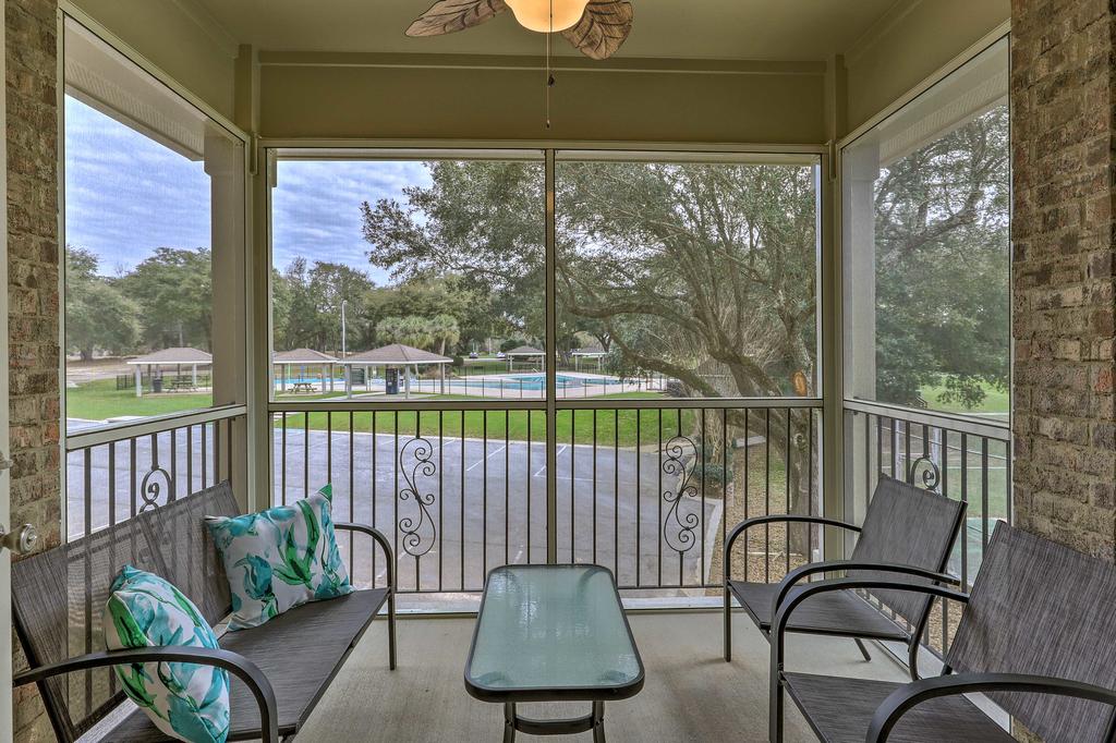 Diamondhead Condo, Screened Patio&Pool Access - thumb 2