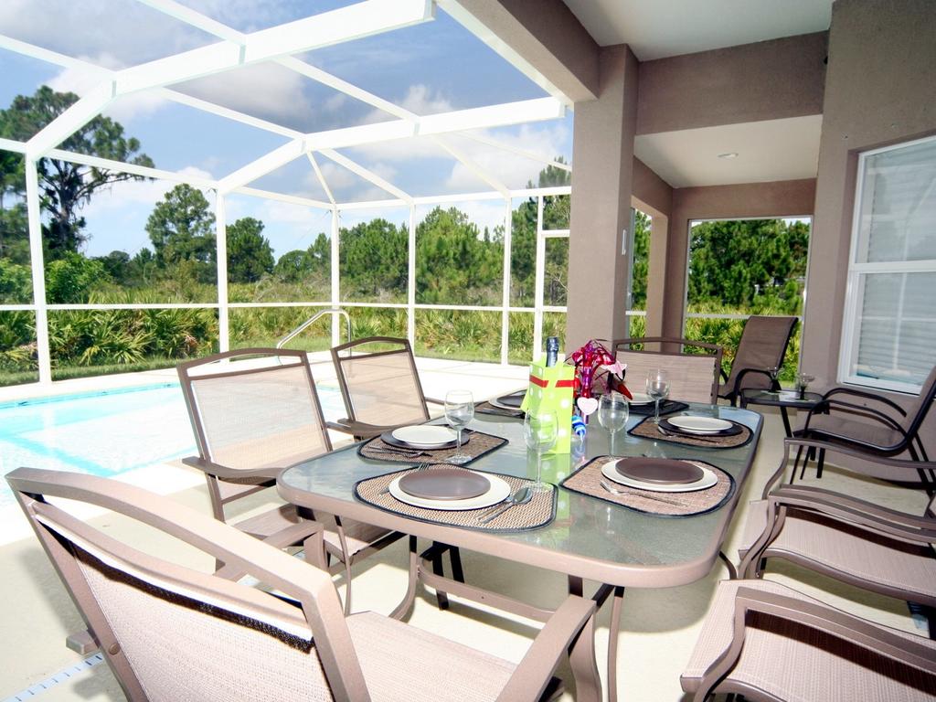 Dolphin Cove - thumb 2