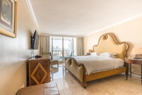 Downtown Miami 2841 Premium 2BR Oceanfront Condo Free Valet Parking Orlando Tourists