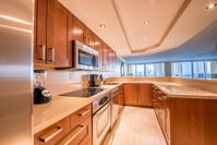 Downtown Miami 3655 Premium 2BR Oceanfront Condo Free Valet Parking Orlando Tourists