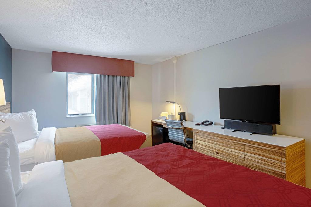 Econo Lodge - thumb 3