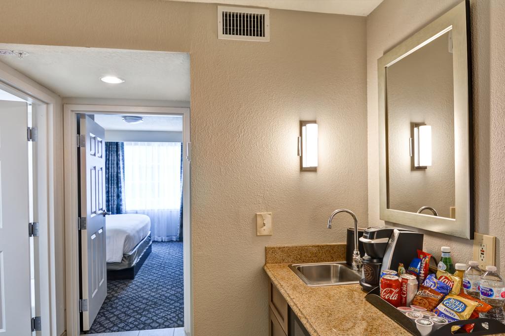 Embassy Suites Orlando Downtown - thumb 1