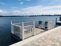 Emily 46 2 Bedrooms Bay Front WiFi Boat Dock Sleeps 6 Orlando Tourists