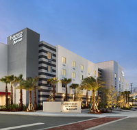Fairfield Inn & Suites by Marriott Daytona Beach Speedway/Airport - Orlando Tourists