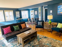 Family-Friendly Fireside Nest Near Old Town Orlando Tourists