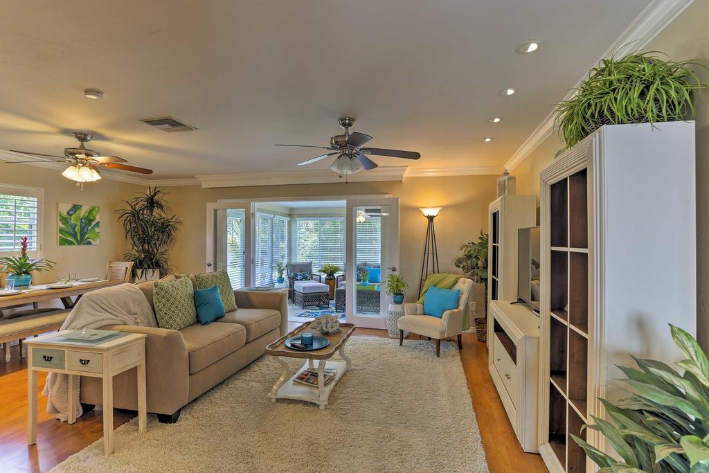 Fort Myers Bungalow - 12 Miles To The Beach! - thumb 1