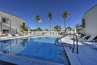Fort Myers Condo with Resort Amenities-6 Mi to Beach Orlando Tourists