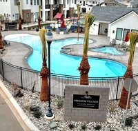 Freedom Vacation Rentals Condos with Pool View - Orlando Tourists