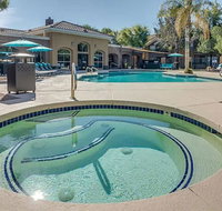 Fully Furnished Apartments âˆ£ Phoenix Arcadia District âˆ£ Heated Pool - Orlando Tourists