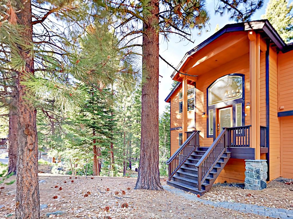 Gold Dust Trail Retreat House - thumb 2