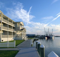 Hampton Inn & Suites Chincoteague-Waterfront, Va - Orlando Tourists