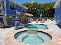 HEARTBEAT ON CANAL Walk to Beach and Downtown Orlando Tourists