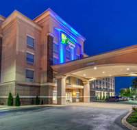 Holiday Inn Express  Suites Cookeville - Orlando Tourists