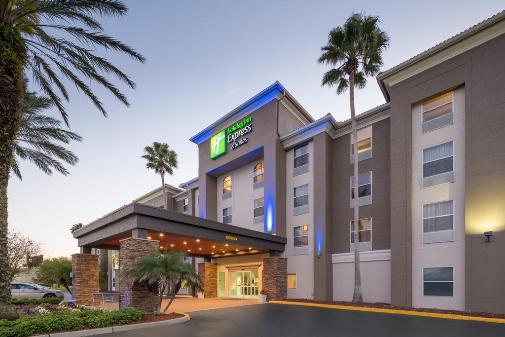 Holiday Inn Express & Suites Orlando International Airport - thumb 1