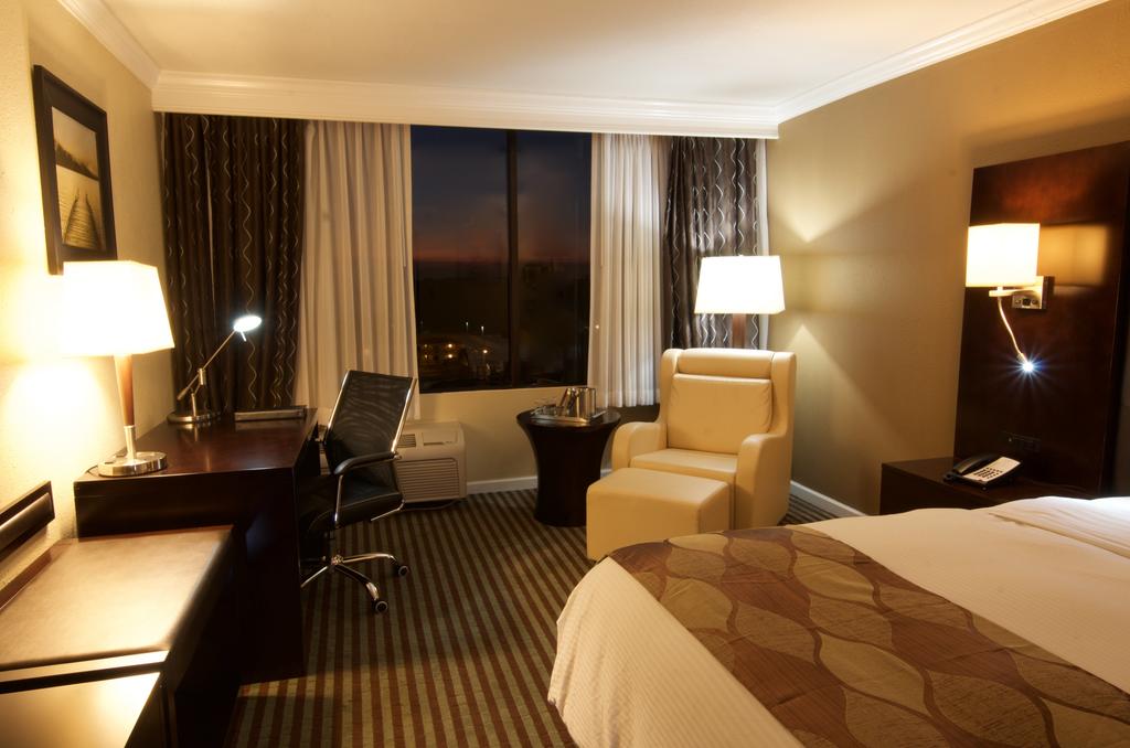 Holiday Inn Orlando East-UCF Area - thumb 2