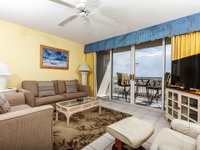 Island Princess 202 Impressive Beachfront Condo WIFI BEACH SVC KEYLESS Orlando Tourists