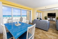 Islander 201 Beautiful 2 bedr/2 bath Gulf front condo.Completely remodeled Orlando Tourists