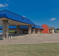 Knights Inn Brenham - Orlando Tourists