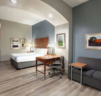 La Quinta by Wyndham Cleveland TX - Orlando Tourists