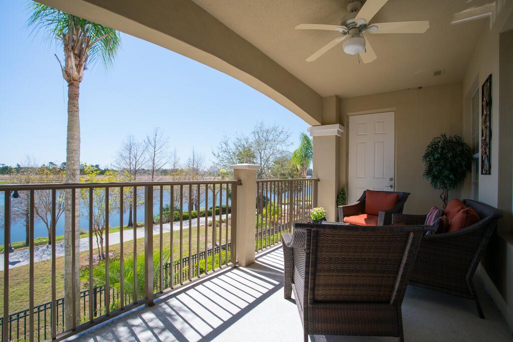 Lake View Delight - thumb 1