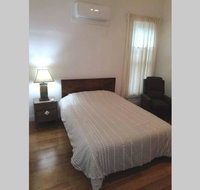 Leak Scales House - Orlando Tourists