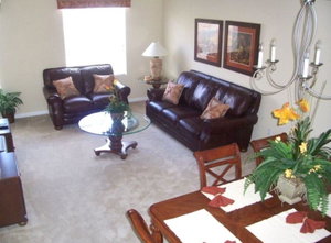 Luxurious 3 Bed 3.5 Bath Town Home Located In Vista Cay