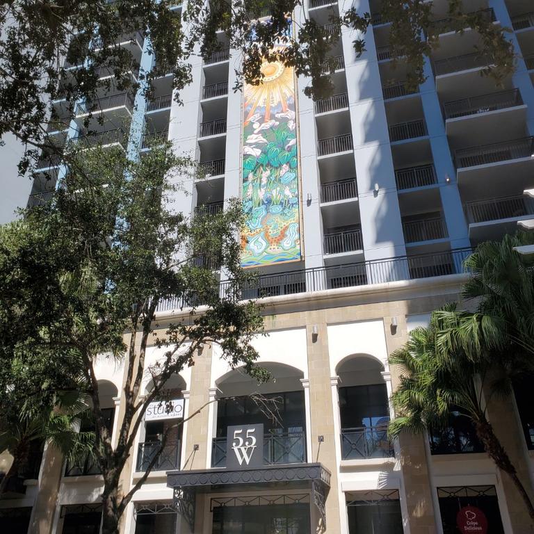 Luxurious Condo! 2B2B High Rise In Orlando! - thumb 3