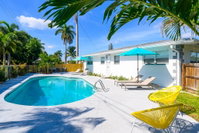 Luxury Casa 4 Bedrooms with Pool  Game Room 15 mins to Ocean Orlando Tourists