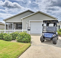 Modern Central Villages Cottage with Golf Cart - Orlando Tourists