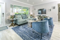 Modern Designer Home 2br-2ba Full Kitchen Near Beach Patio BBQ Private Yard Peaceful Neighborhood Orlando Tourists