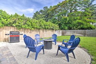 Modern Escape with Yard Less Than 4 Mi From the Beach Orlando Tourists