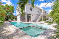Modern Estero Bay Beach House 5 minute walk to Gulf Orlando Tourists