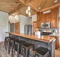 Modern Main Street Apt with Easy Outdoor Access - Orlando Tourists