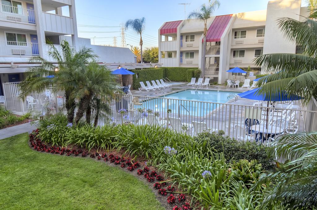 Motel 6-Anaheim, CA - Maingate - thumb 3