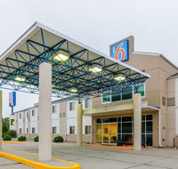 Motel 6-Kearney, NE - Orlando Tourists