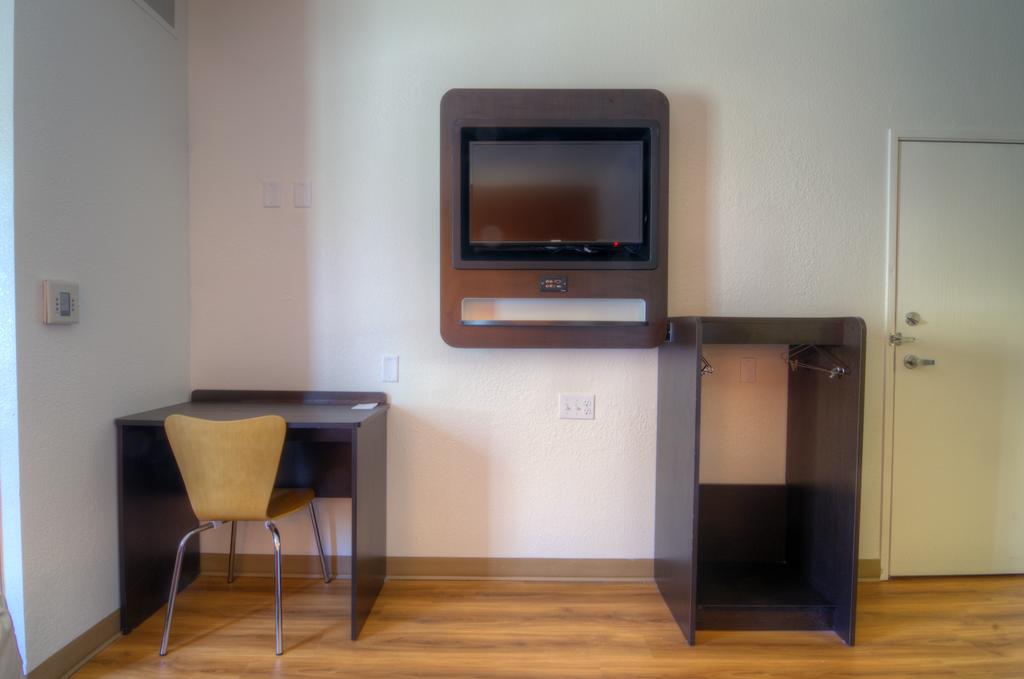 Motel 6-Orlando, FL - International Dr - thumb 3