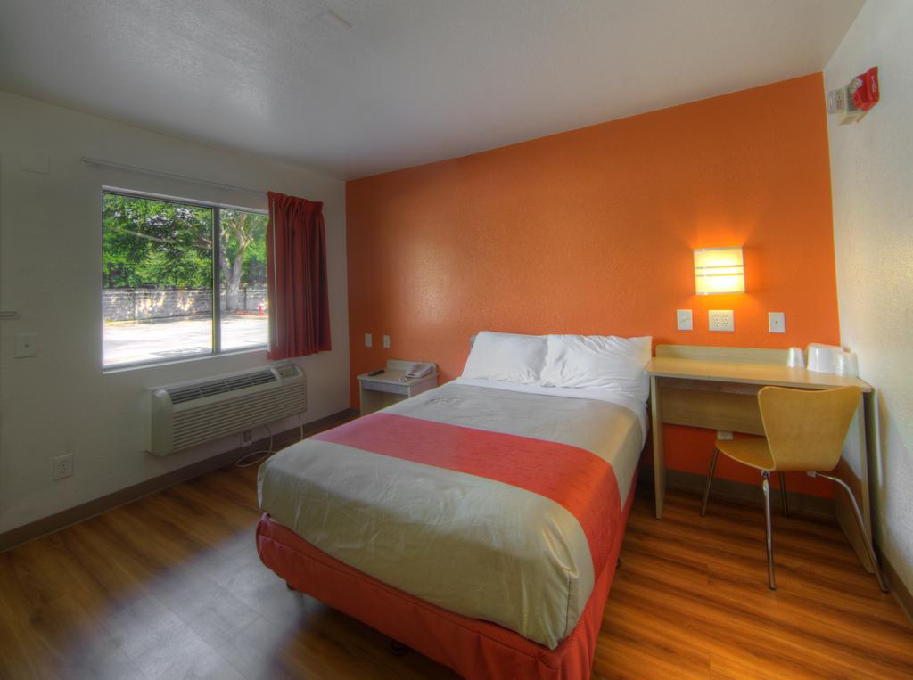 Motel 6-Orlando, FL - Winter Park - thumb 3