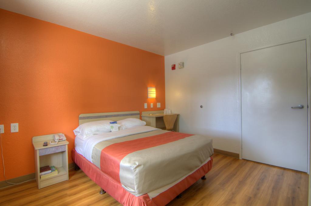 Motel 6-Orlando, FL - Winter Park - thumb 2
