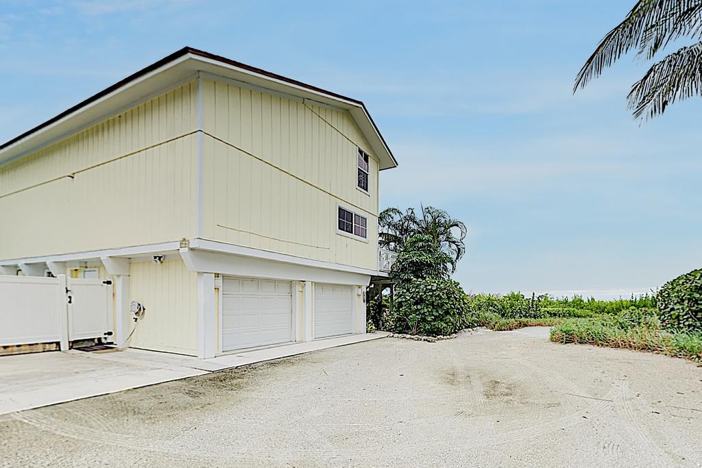 New Listing! Estero Island Beachfront Home W/ Pool Home - thumb 1