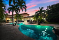 New Listing Luxe Waterfront W/ Pool  Boat Dock Home Orlando Tourists