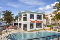 Ocean Treasure Beachside Suites Orlando Tourists